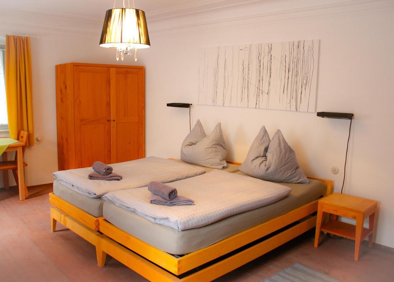 Schwarzes Haus Bed & Breakfast Ybbsitz Exterior photo